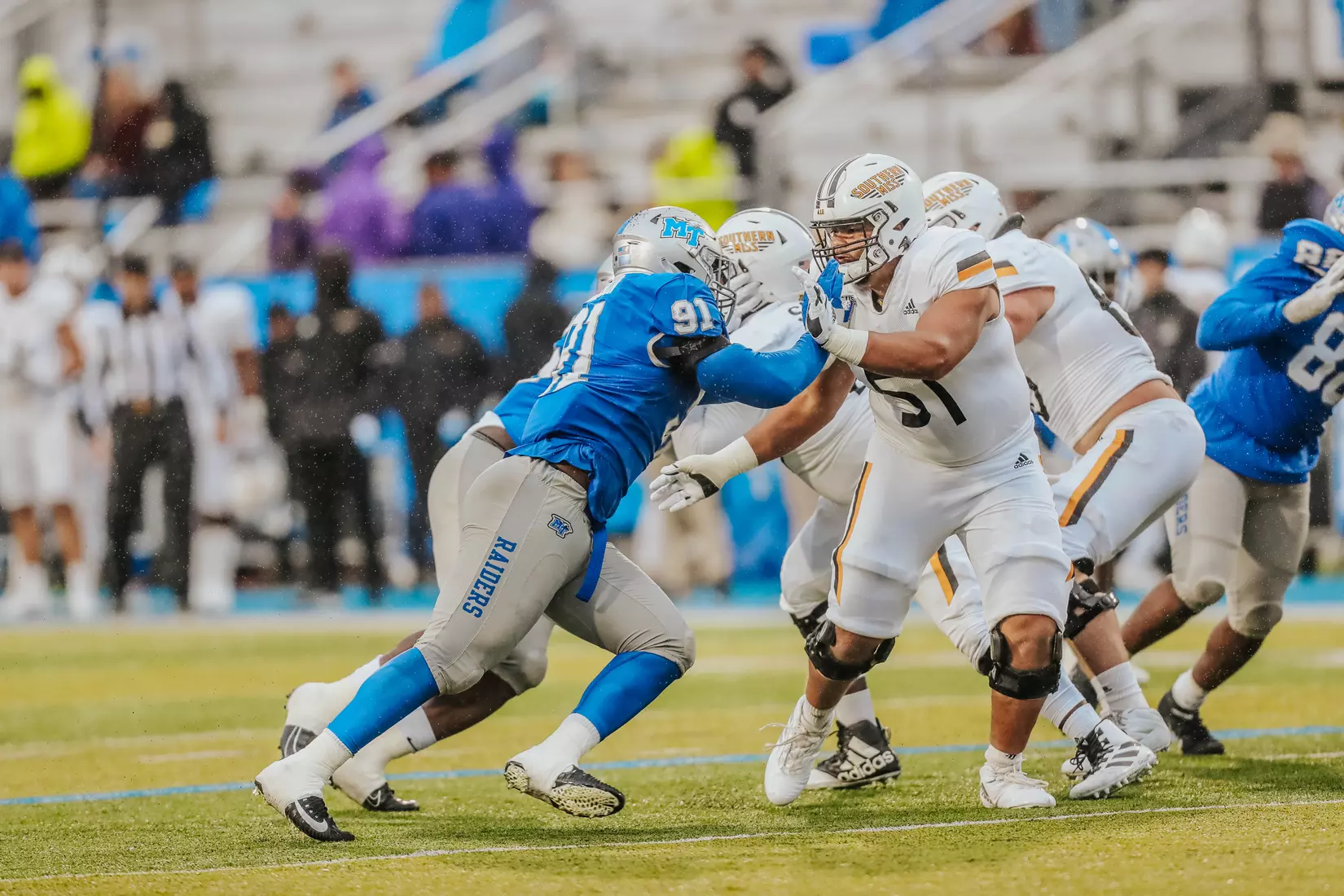 @MT_FB vs Southern Miss, 10/30/21