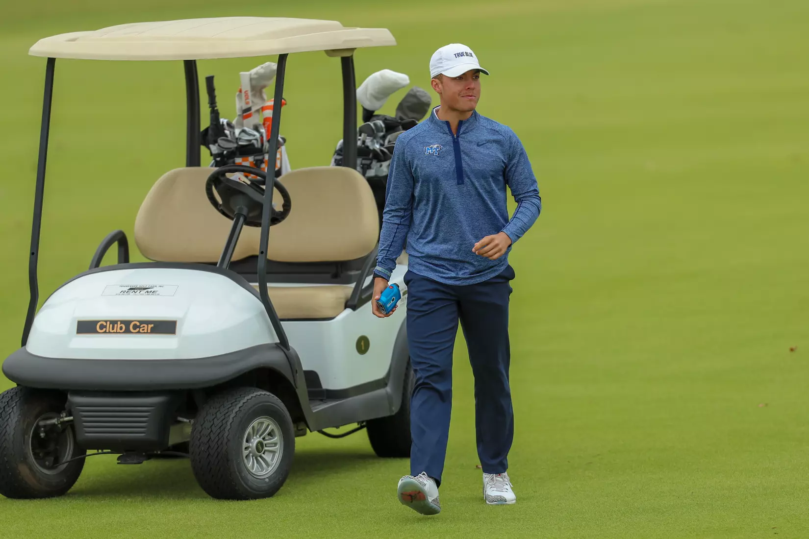 Palmer talking to fans