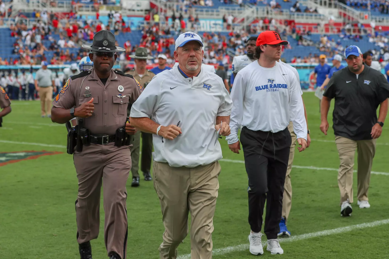 HC Stockstill jogging off field