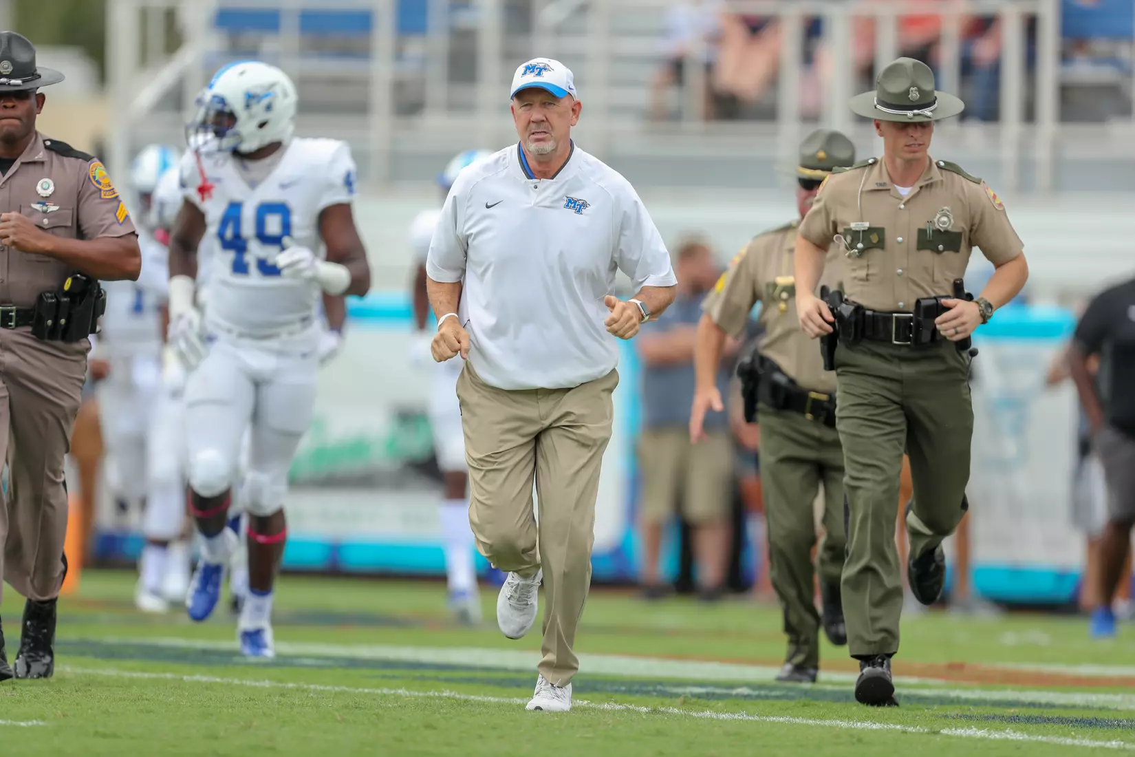 HC Stockstill jogging out of tunnel