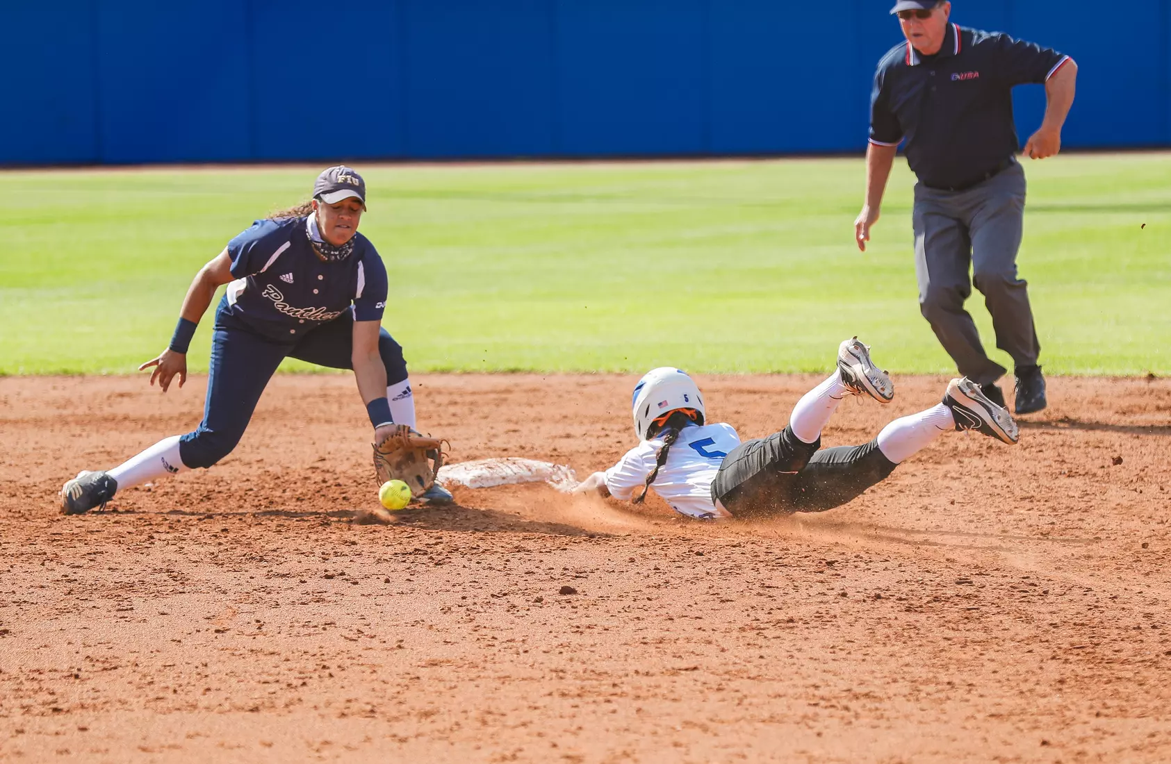 @MT_Softball vs FIU Day 1
