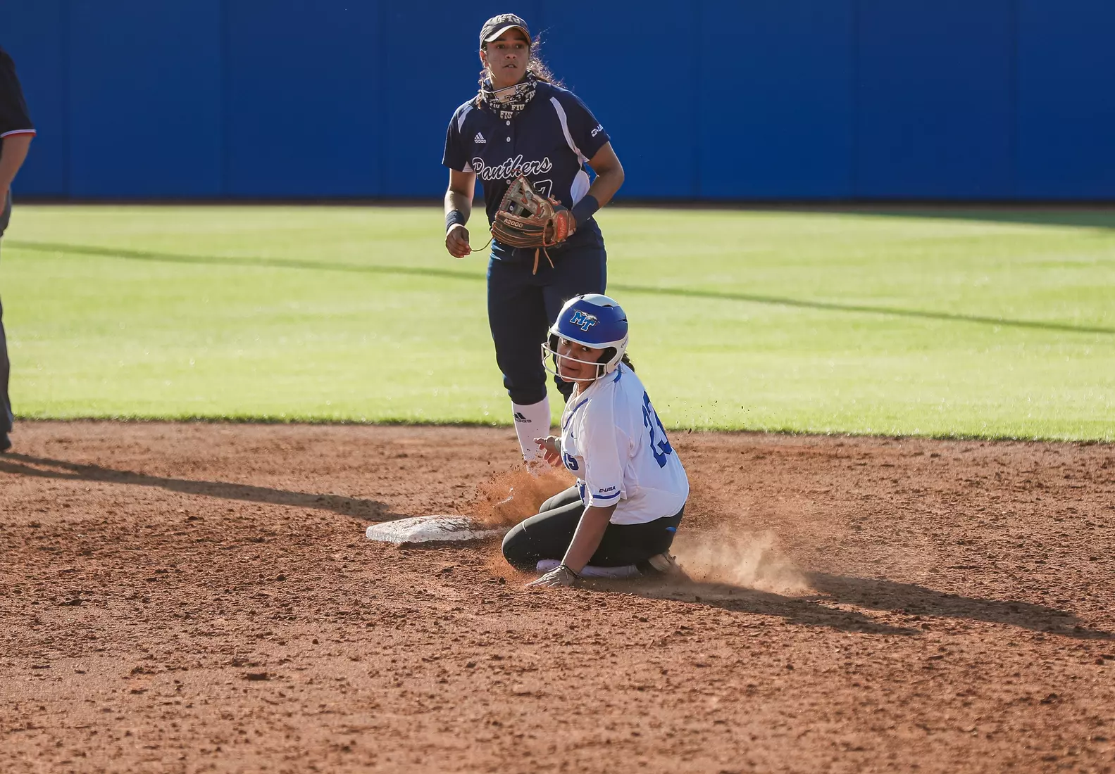 @MT_Softball vs FIU Day 1