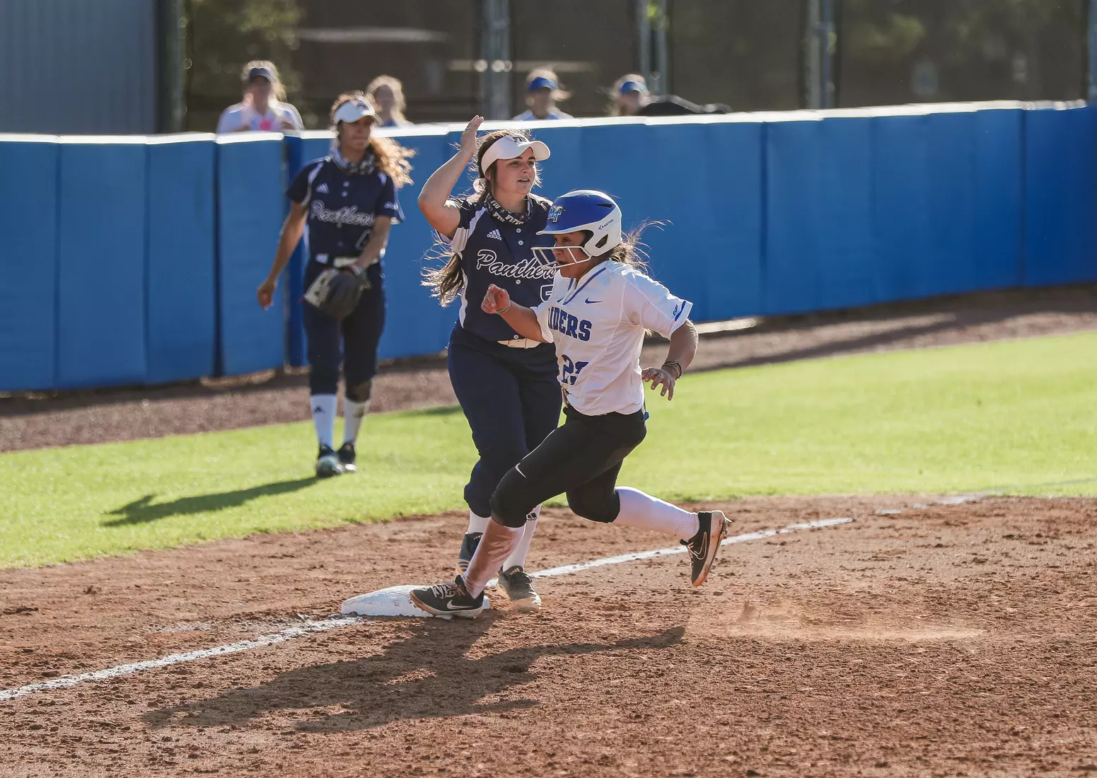 @MT_Softball vs FIU Day 1