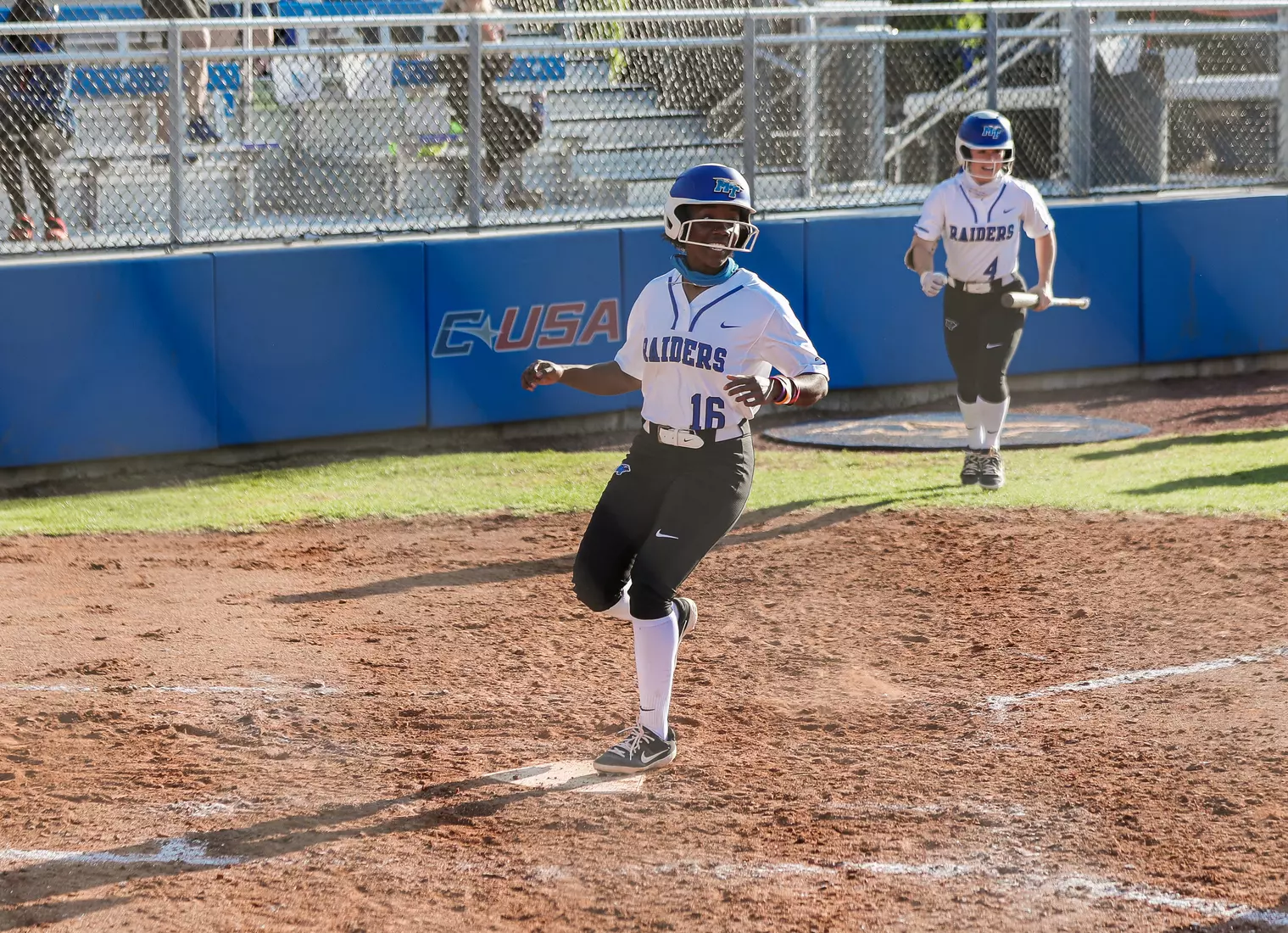 @MT_Softball vs FIU Day 1