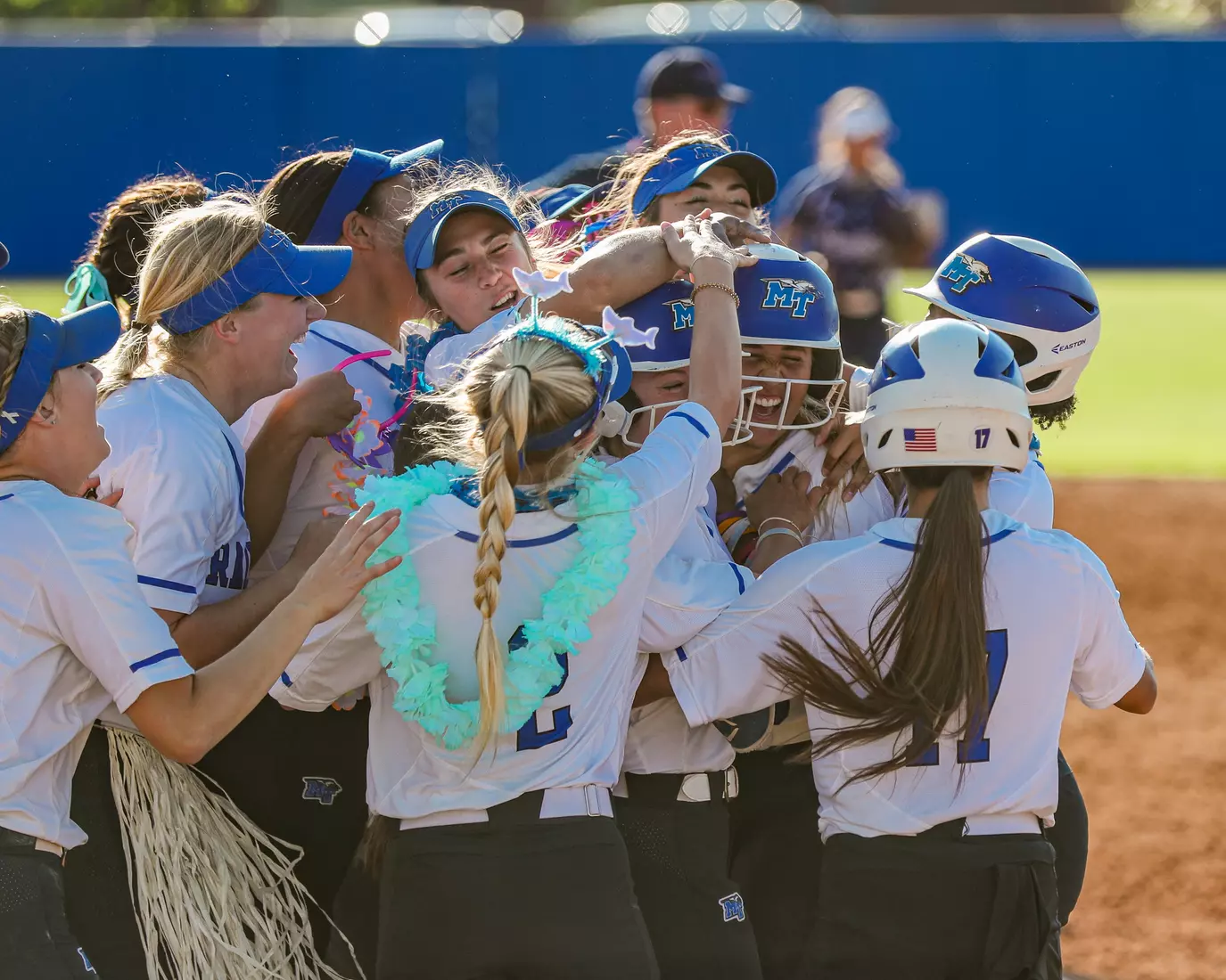 @MT_Softball vs FIU Day 1