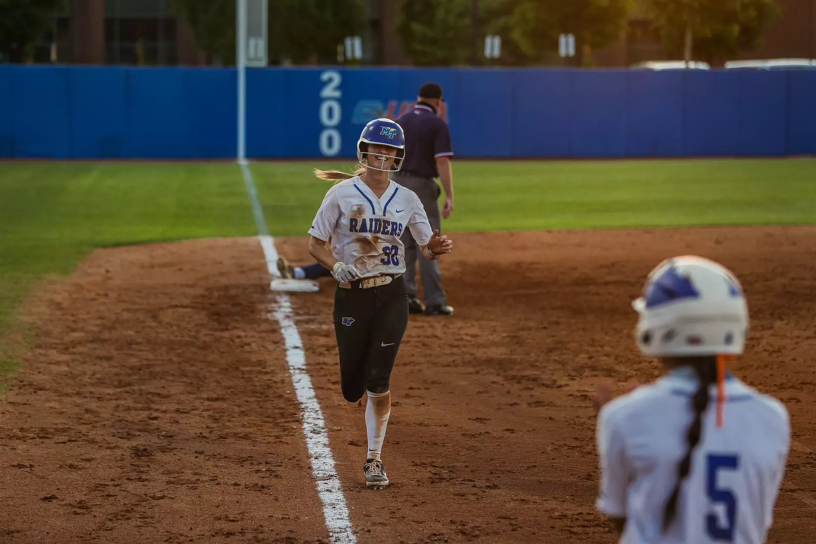 @MT_Softball vs FIU Day 1