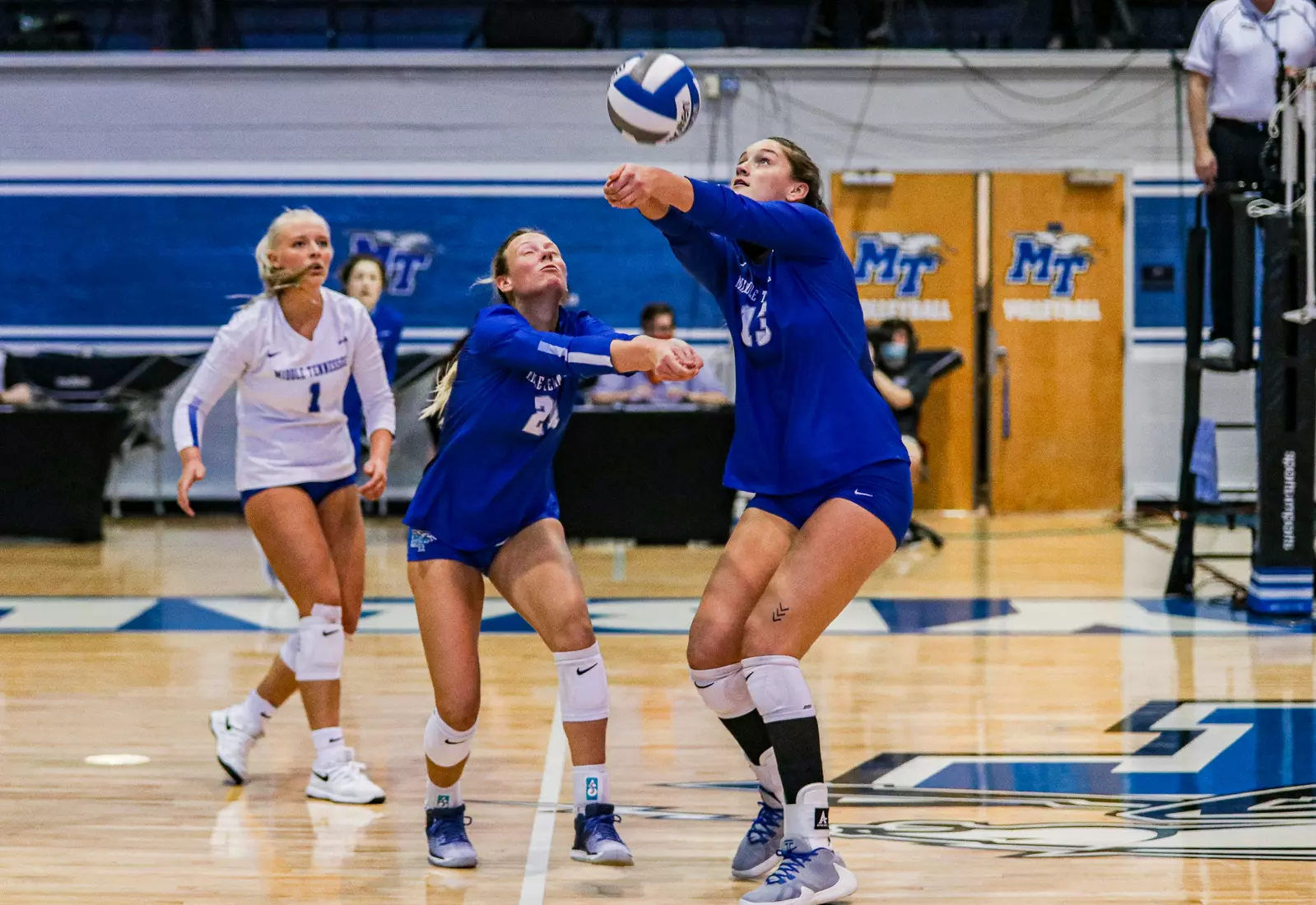 @MT_Volleyball vs WKU