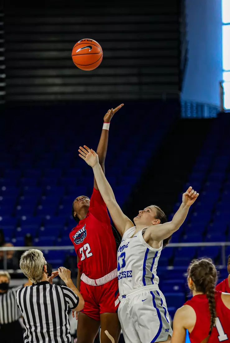 @MT_WBB vs FAU
