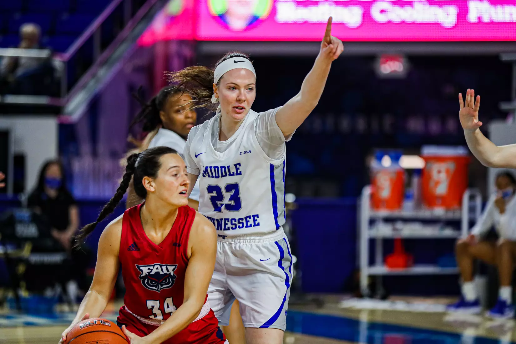 @MT_WBB vs FAU