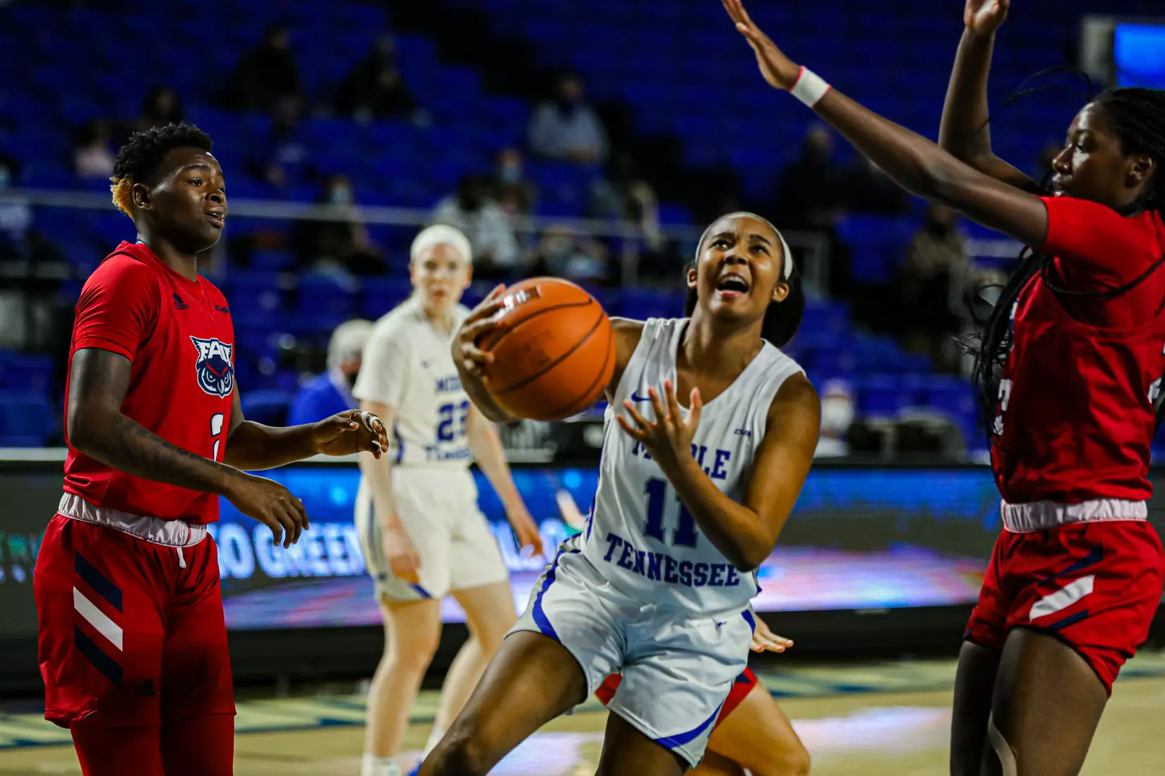 @MT_WBB vs FAU