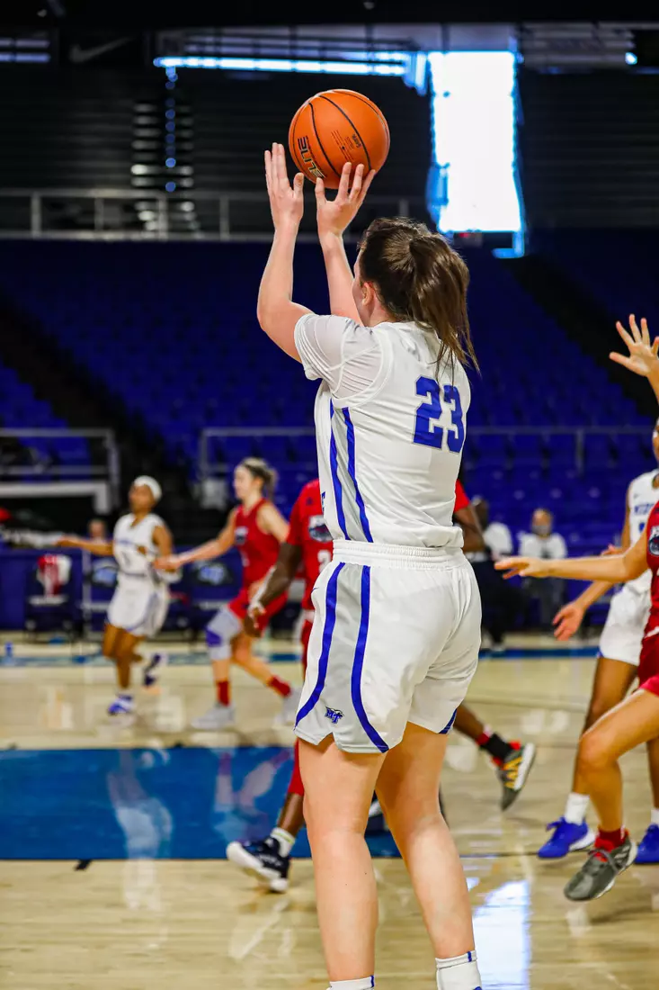 @MT_WBB vs FAU