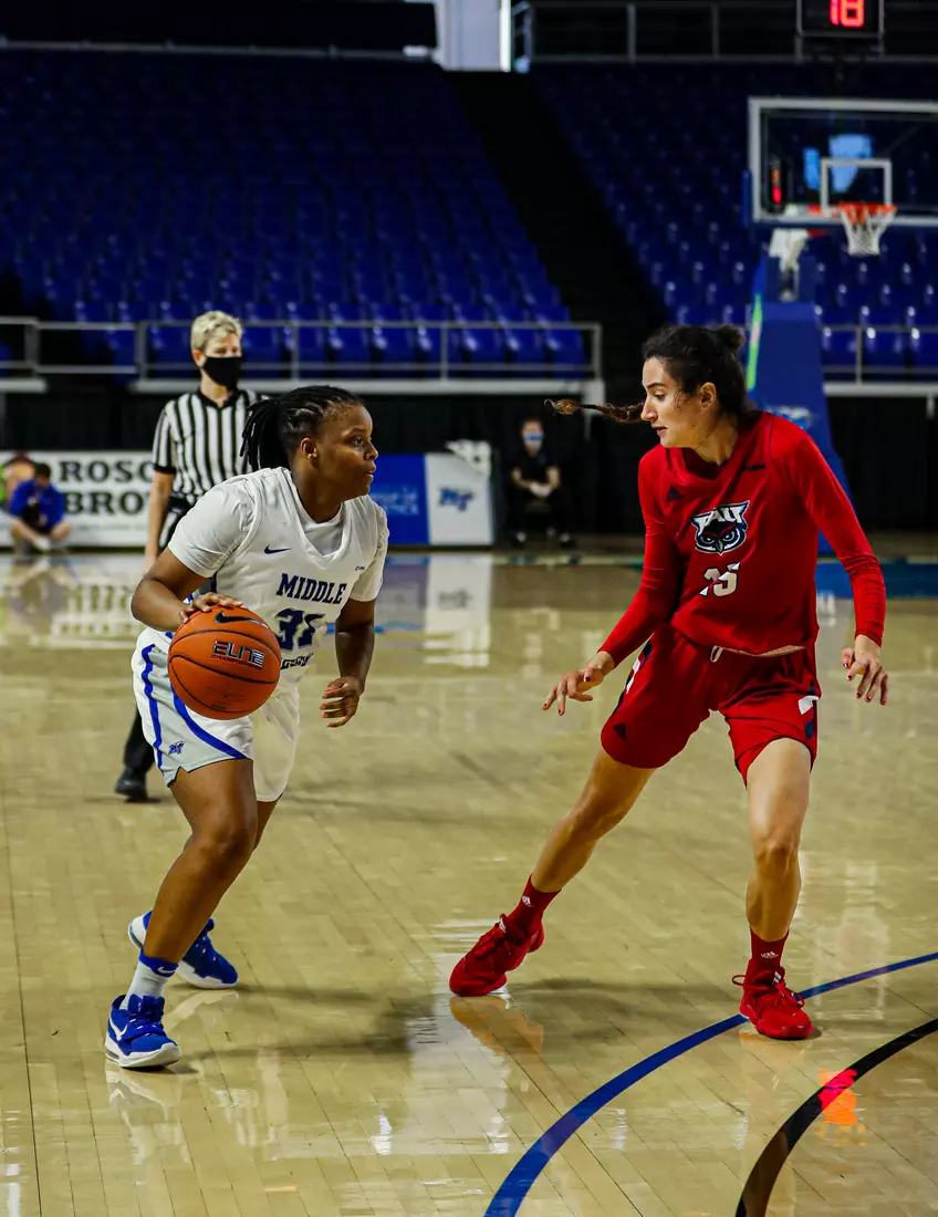 @MT_WBB vs FAU