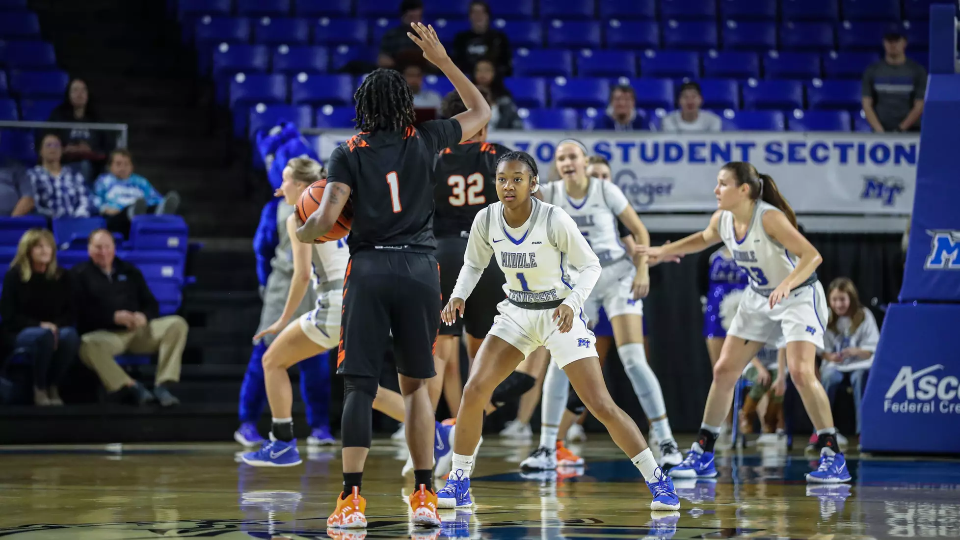 @MT_WBB vs. Mercer