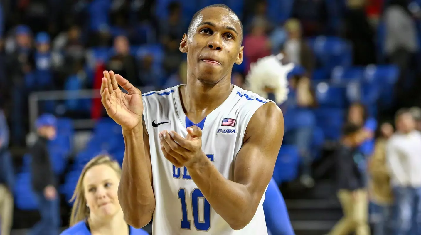 Raymond Clapping