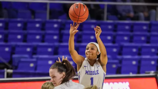 Anastasia Hayes vs. Lipscomb