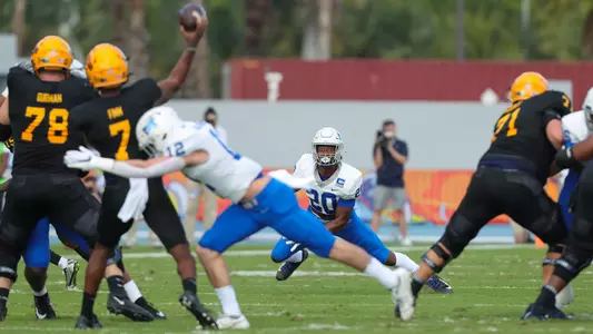 FB at Bahamas Bowl 2 12-17-21