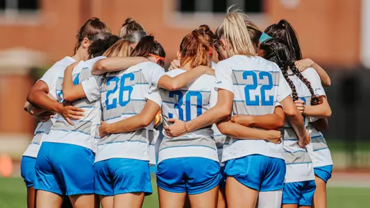 MT huddle vs. Samford