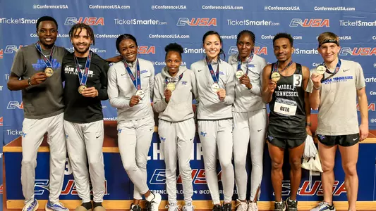 men and women first place dmr cusa championship