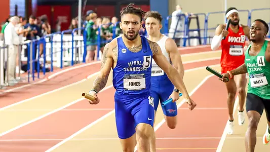 darian jones 4x400 cusa championship