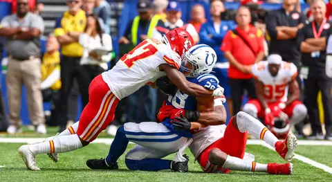 Darius Harris 2022 season action photo 1