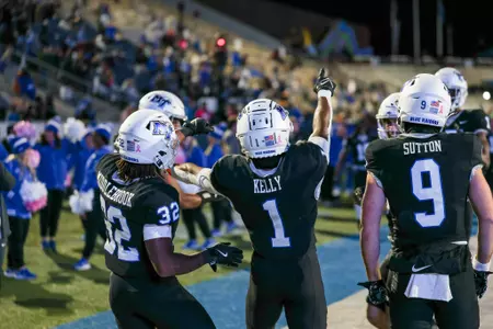 Omari Kelly Recap Photo