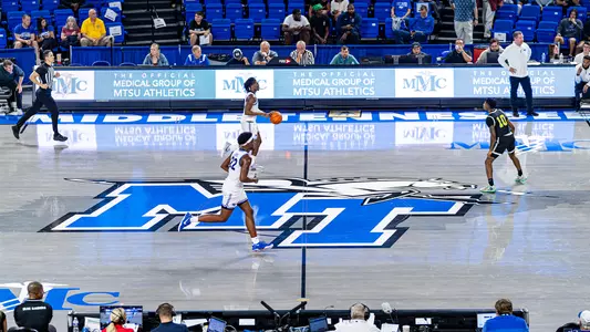 Porter, Lands Action Shot