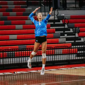Adri Rhoda Action Shot