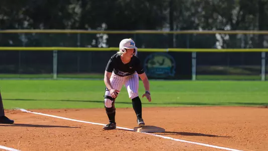 Ava Tepe action shot