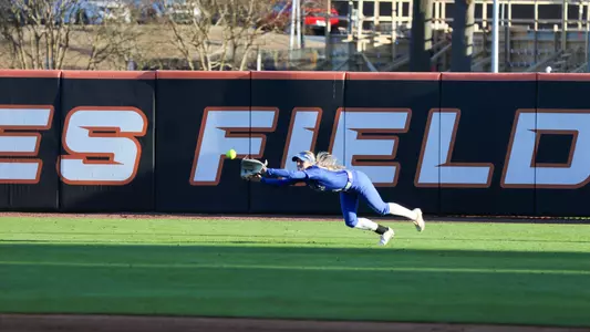 Lexi Medlock diving catch