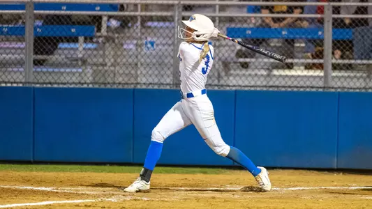 Lexi Medlock home run