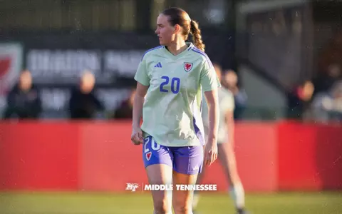 Ania Denham Signed