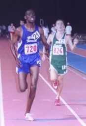 Geoffrey Lagat begins his ques...