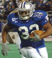 Running back Kevin Davis turne...