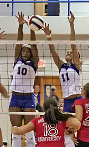 Blue Raiders Fall to WKU 3-2