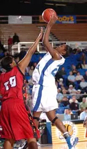 Chrissy Givens' 36 points aga...