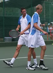 Blue Raiders Outlast Louisville, 4-1