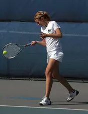 Women's Tennis Posts 7-0 Victory