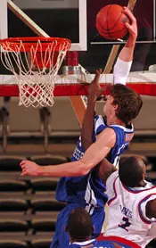 Blue Raiders knock off defending champs in SBC quarterfinals