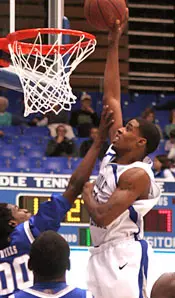 Blue Raiders let one slip away against visiting Privateers