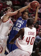 Strong defensive showing not enough at WKU