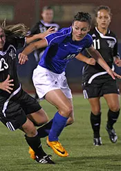 Blue Raiders overwhelm Troy 2-0