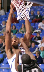 Blue Raiders knock off SBC West Division leader, UALR, 63-46