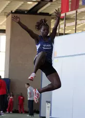 Sophomore Sarah Nambawa won th...