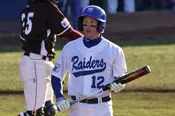 Blue Raiders split doubleheader