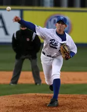 Edwards, Brentz guide MT in shutout