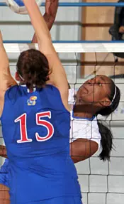Blue Raiders slay Jayhawks in 3-1 victory