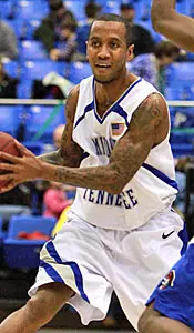 Blue Raiders trample Privateers 66-46