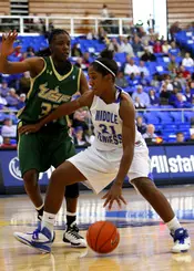 Blue Raiders hang tough but stumble down stretch in loss to Wildcats