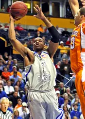 Raiders remain atop Sun Belt East after home win