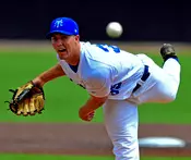 Blue Raiders fall in extra innings pitching duel